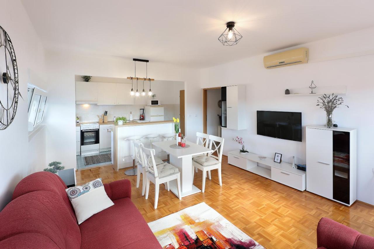 Apartment Leon - Sea View Ριέκα Εξωτερικό φωτογραφία